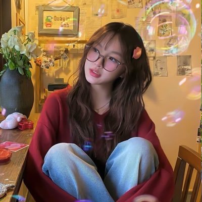 rxnqkxvv's profile picture. 