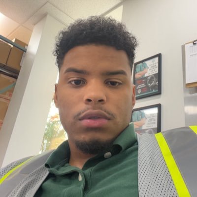 Ced3no's profile picture. really trying to figure it out