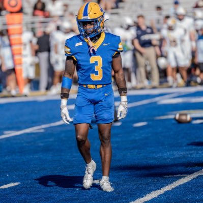 DB @UNewHavenFB
