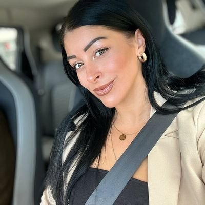 amberkirnib's profile picture. ⚪ CPH | LL, B.👩‍🎓

⚪ CROSSFITTER et al.

⚪ Intelligenti pauca
