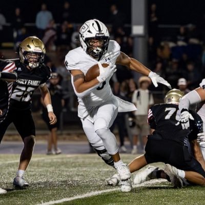 Milo_Pascual25's profile picture. Roosevelt Highschool | RB | 6’0 190 | C/O 2026 | GPA 3.2 | 40 4.6 | 970-966-5850 | pascualmilo95@gmail.com