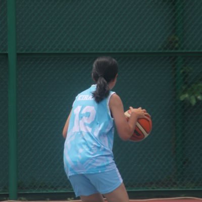 kirananadinee's profile picture. pencinta pizza dan matcha garis keras