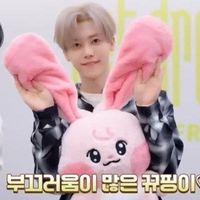 byMiracleLoey's profile picture. ~Mention after DM, sering ga ada notif~ more about us? click link below👇 #testimiracleloey