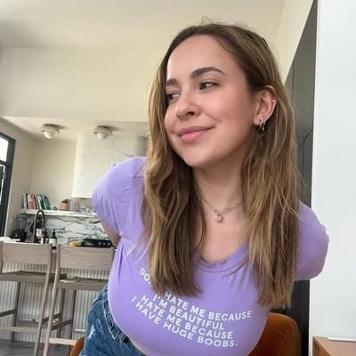 lissa53124's profile picture. I'm here just here for meet new people 😆😊😚💖💝