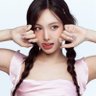 TWSK1Z's profile picture. best twice collector • tescilli jyp stan