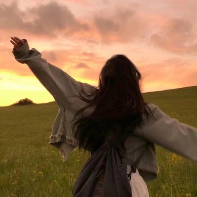 loroq96789333's profile picture. 💪 Keep pushing forward, even when things get tough. Every step brings you closer to your goal. Believe in yourself, and never give up. 🌟