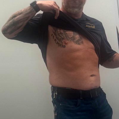 ThomasL68389030's profile picture. just here for some like minded nasty fun. I’m not purchasing or meeting up just a little sharing and caring 😈