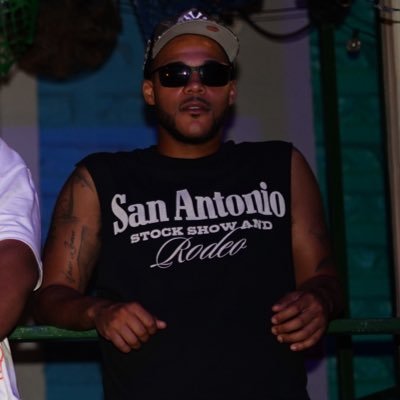 NellMacon's profile picture. 