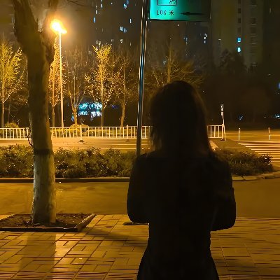 uqngyhgjhbbdf's profile picture. ショッピング、散歩、ランニング、