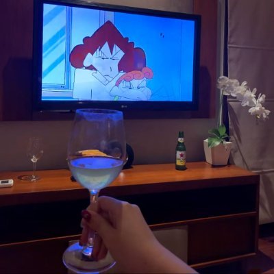 emjaconde's profile picture. "The only place where success comes before work is in the dictionary."