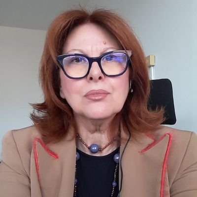 debora_ergas's profile picture. Giornalista di Raiuno. 
Attualità e giudiziaria.
#giardinieravanitosa
Cittadina italiana ed ellenica