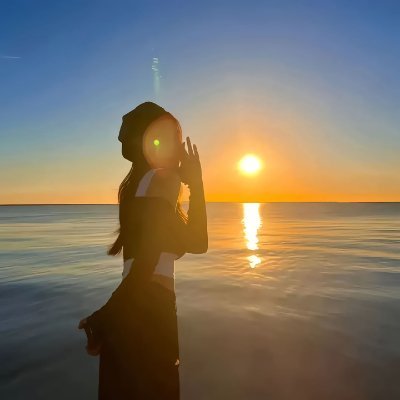 kbzfd14562446's profile picture. メロディーが流れる🎵 心の中の小さな川のように、雑音をさらってくれる