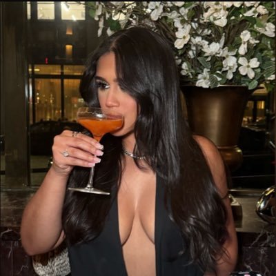 jadorevane's profile picture. deja que yo llegue a Hollywood