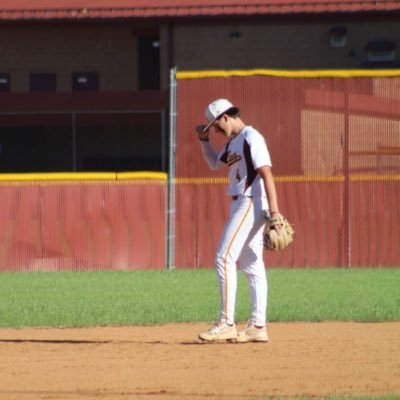 BQuinton41743's profile picture. 2028 Lake Hamilton High School | RHP,3B| 6’0 180| 501-625-2490|