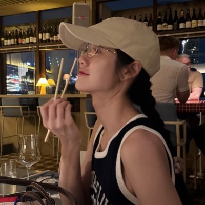 bubluebabe's profile picture. อรน = อะ-รน (Orianna👶🏻🕶️)