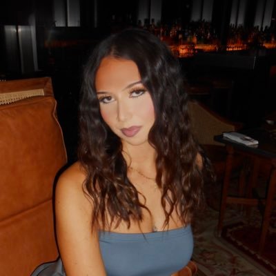 romaneelb's profile picture. ₉₇₄