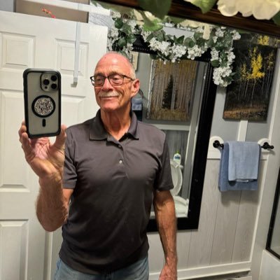 DaveScott125703's profile picture. 