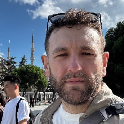 JakePT's profile picture. Super-organism cyber-surgeon JavaScript-person