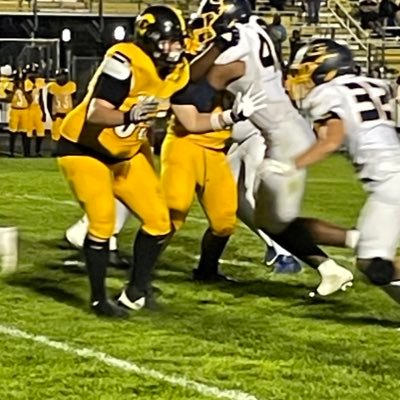 Andrew_55_'s profile picture. C/O 28 waverly high school students athlete tackle/DT/DE/RG Lansing Mi phone number 517-574-2148
