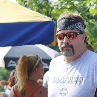 RoadKillxbackup's profile picture. God, family, country! ✝️ Trump since the escalator! MAGA, MAHA, DA BEARS! No DM without a reason. Sex bots reported. Starting over cuz X nuked my 1st account!