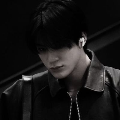 reytorld's profile picture. ⠀⠀⠀⠀⠀
⠀⠀       private : fanacc chainsaw  ⠀༒︎
