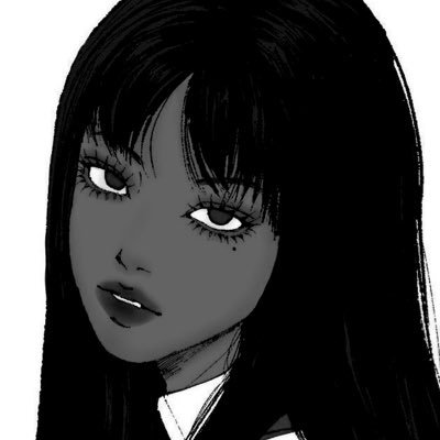 v4mp_rosy's profile picture. 