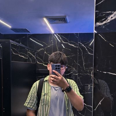 Dimasssssz's profile picture. I a graphic designer.