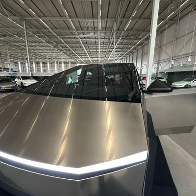 JeroenTimmers's profile picture. Humankind (be both)