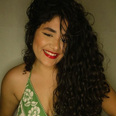 bearibeiirow's profile picture. bruta flor