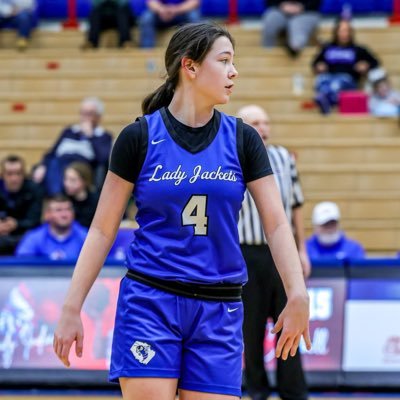 MaggieSimons_27's profile picture. 5’11” CG - 4.107 GPA - @nchsladyjackets #4️⃣ c/o 2027 ⛹🏻♀️ Indy One 17u EYBL 🏀