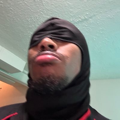 trayuchihaa's profile picture. ONLY PAGE🪼| BI SOLO content creator🧘🏽‍♂️| OF for full content | BARB🦄| GAYMER🎮| 11/17🎂