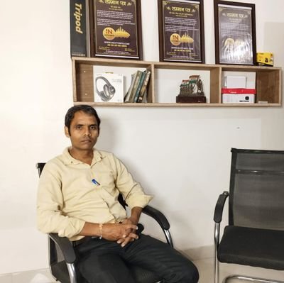 rahulrayadav's profile picture. Editor-VOICE OF PDA.
 Ex Reportar India Today Magazine.