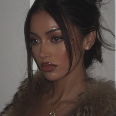 mayaelsvn's profile picture. 