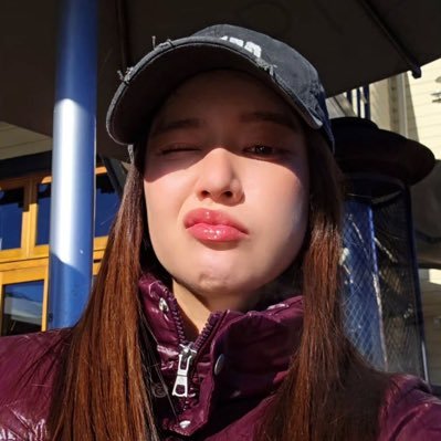 d_artemis__'s profile picture. "Eu gosto de mulheres! Eu sou sapatão, sou sargento, fanchona, lésbica... Eu colo velcro, eu gosto de colocar a aranha pra brigar!"  2005⭐️