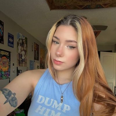 sofia906838's profile picture.