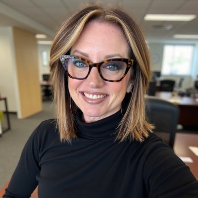 holly4tigs's profile picture. Tiger fan 🐯 Cubs fan 🐻 Insurance gal 💃🏼                     Also I ♥️ dogs 🐶