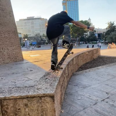 Yx_skater's profile picture. Skater