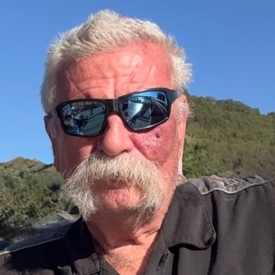 Windjammer_Sail's profile picture. Upper Great Lakes Captain offering custom sailing instruction and deliveries, passionate about sailing and sharing good vibes! Book via DM