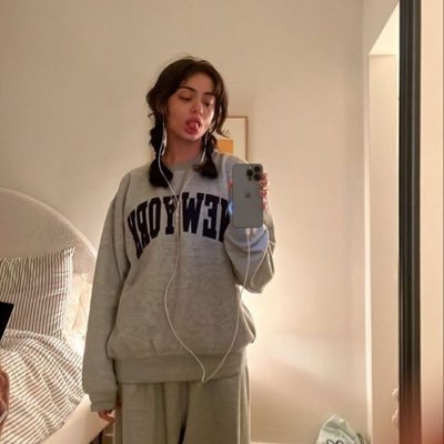 angelm4rt's profile picture. strawberry milkshake come to life