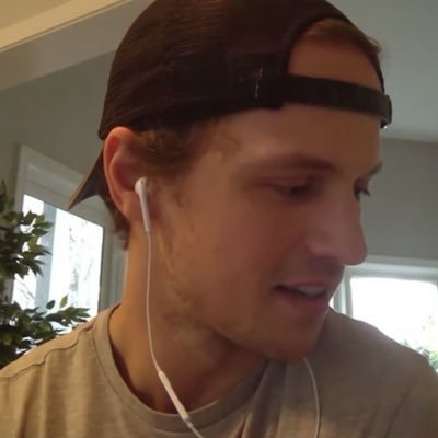 soheenashe's profile picture. a thousand people scream my fucking name it dont mean shit if i dont hear u say it