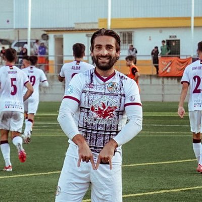 https://t.co/entzNK9UJz                                                        Jugador @SalamancaCFUDS