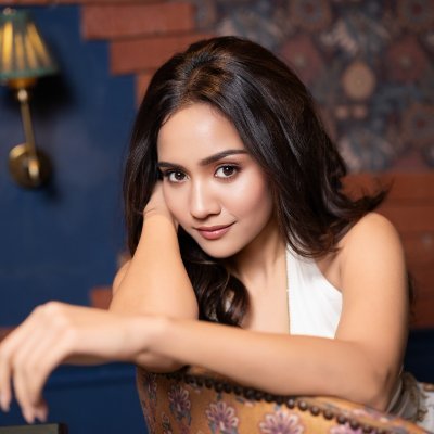 ashixlove12's profile picture. 