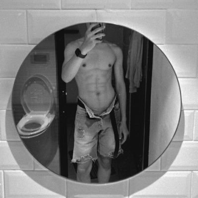 westside77_'s profile picture. 👋🏻