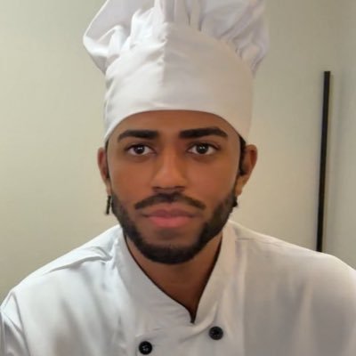 zuu_r6's profile picture. 