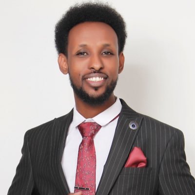 tahleelsom's profile picture. IR/ Communications. all views here are my own.