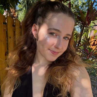 alanarose1_'s profile picture. 
