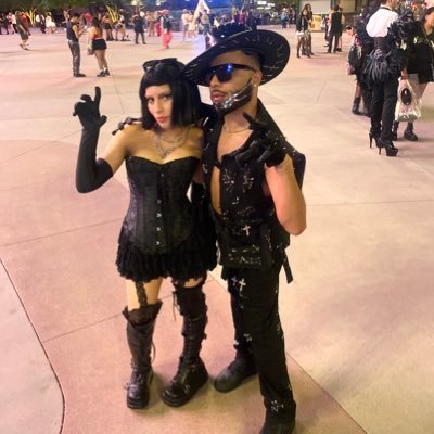 DamienVega13's profile picture. Little monster ⚔️🖤