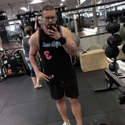 ViniAchterberg's profile picture. ex Software Engineer, CEO e futuro barão da cannabis medicinal - https://t.co/sgKDVdCLj2
https://t.co/eS8HVuOn4V