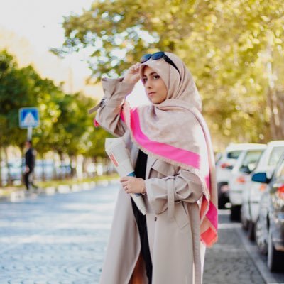 minagh_a's profile picture. ـچه بسیار سخنی که پاسخ آن سکوت است ..