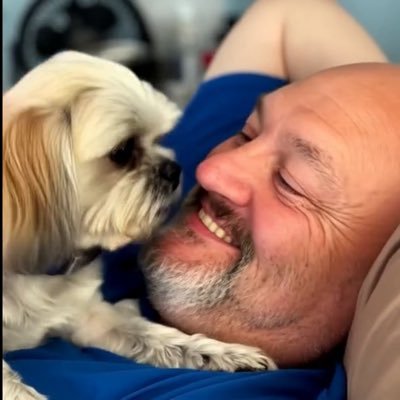 FloridaBartley's profile picture. Please follow and repost. I will follow back. MAGA, Veteran, happily married.